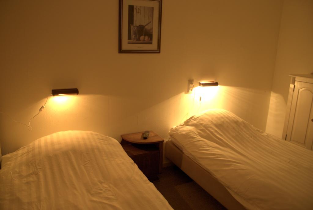 Hotel "De Steenen Man" Zurich 客房 照片
